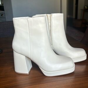 Steve Madden Elie boots